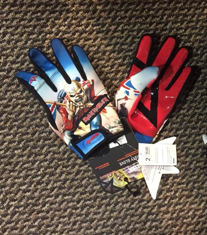 Celtek Iron Maiden Snow Gloves size Large *Brand New*