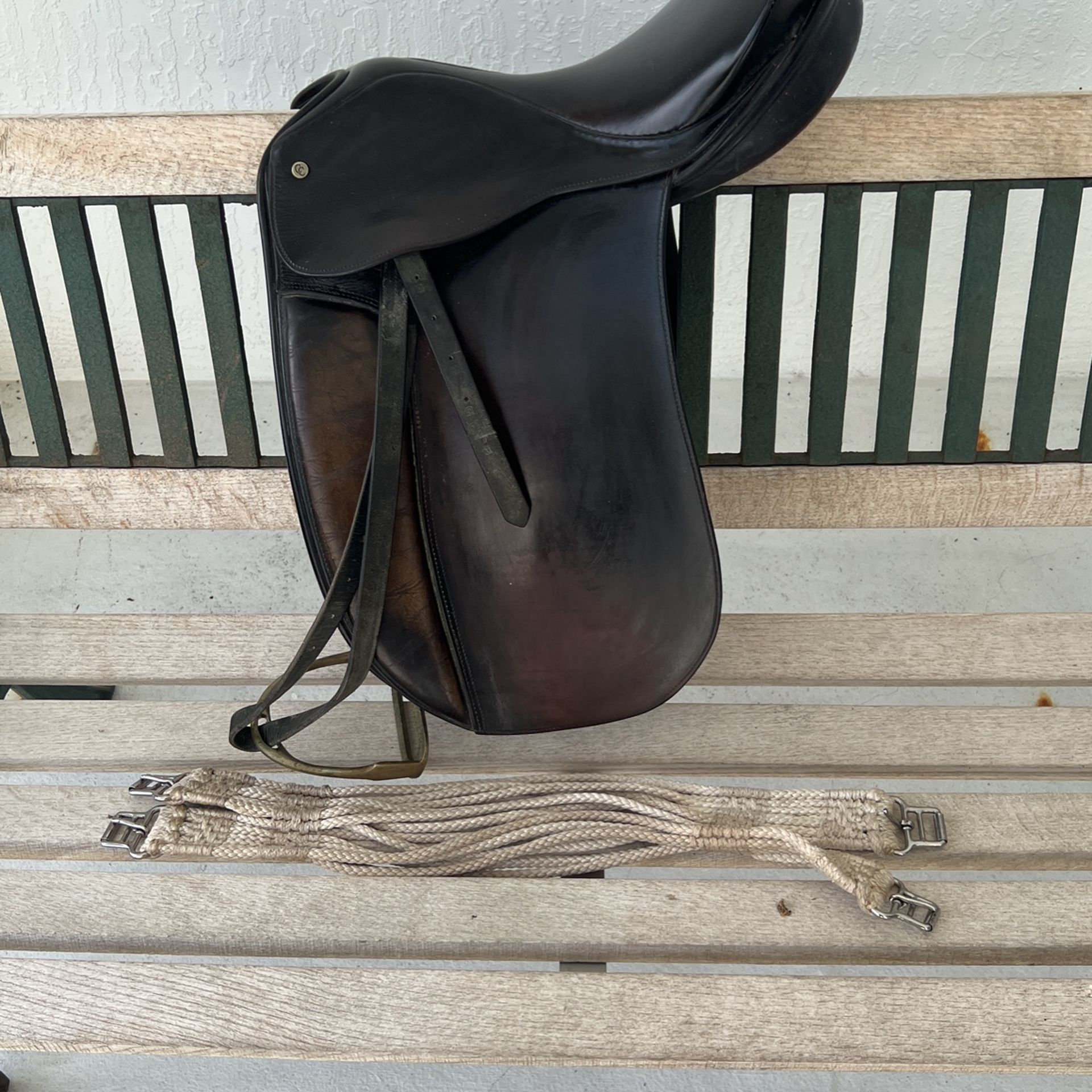 Corinthian By Crosby English Riding Saddle 15.5 Inch