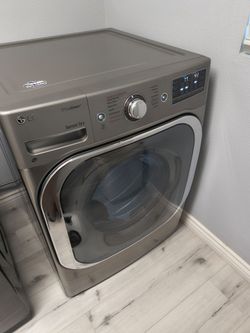 LG TrueSteam Sensor Dry Front-Load Dryer