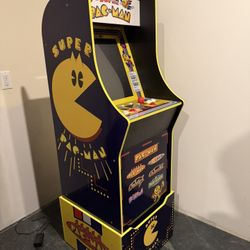 Super Packman Arcade Machine
