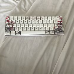Rk61 wireless modded keyboard with custom pbt keycaps