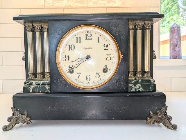 Beautiful 1800s Ingraham lion head antique mantle clock. Seems to run well, but due to its age need to sell as is. Lovely gong chime. Comes with key.