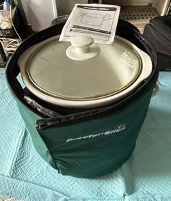 Proctor Silex Slow Cooker.