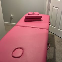 Hot Pink Folding Lash Table — Good Condition 💕