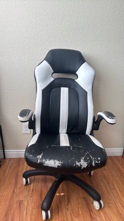 Gaming chair