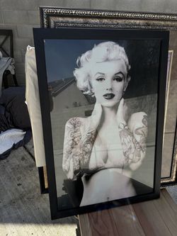 Marilyn Monroe wall framed pic