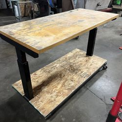 Husky Table On Wheels And Lifts 