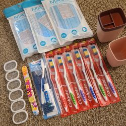 Toothbrushes/Travel Case/Face Masks/Nail Files