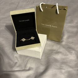 Van Cleef and Arpels mother of pearl white and gold bracelet 