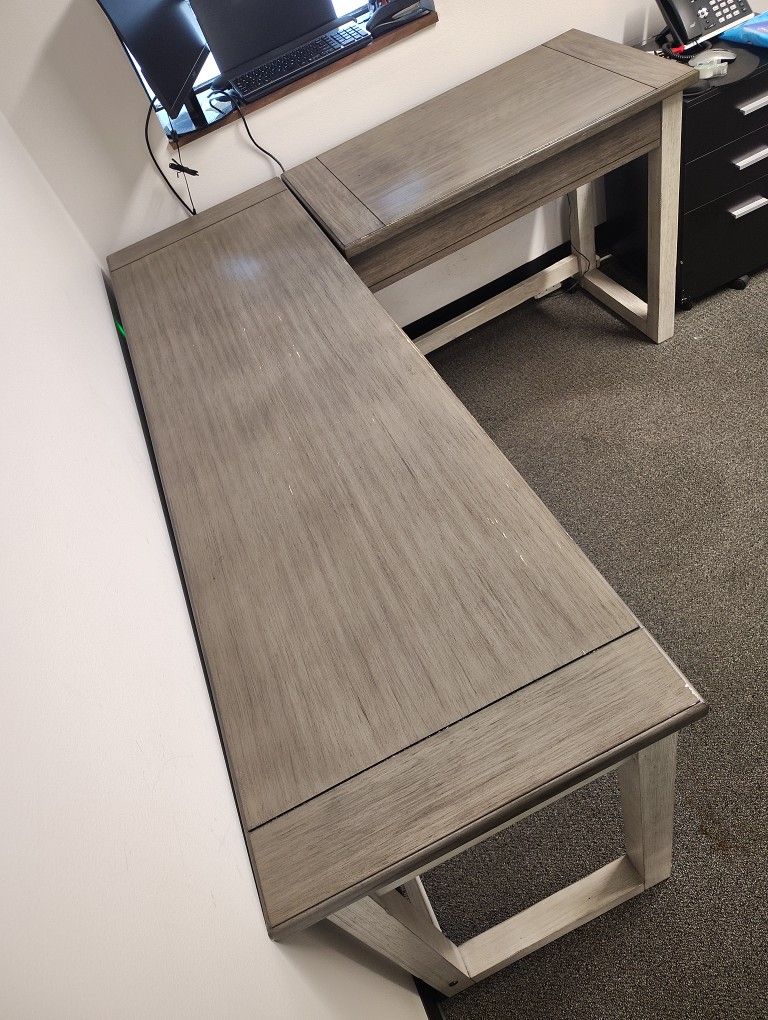 Pike&Main Corner Desk L Desk