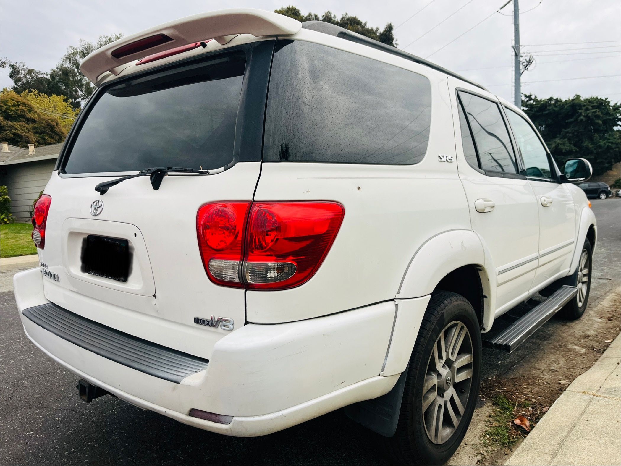 2005 Toyota Sequoia