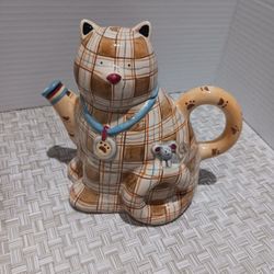 Vintage "Plaid Kitty" Teapot 