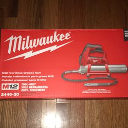 Milwaukee M12 Grease gun brand new tool only