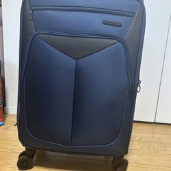 Small Suitcase Or Large Carryon 