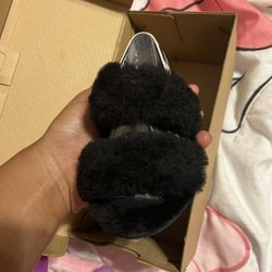 UGG SLIDES