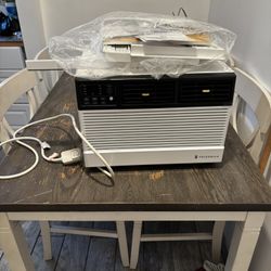 Friedrich Medium Room Window Air Conditioner , Remote Included ( 115-Volt , 8000-BTU )