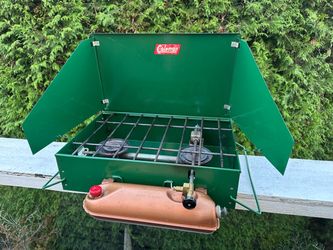 Vintage Coleman 425B Camp Stove