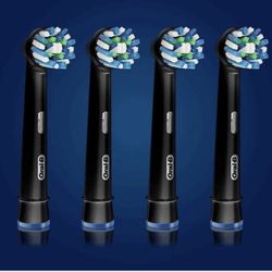 Oral-B 01105091 Replacement Black Toothbrush Heads - 4 Pieces