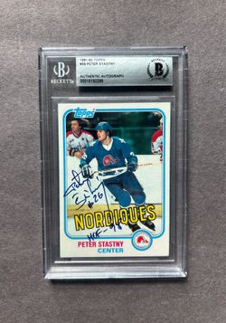 1981-82 Topps #39 Peter Stastny Rookie Card w/ on card auto & HOF inscription. Negotiable