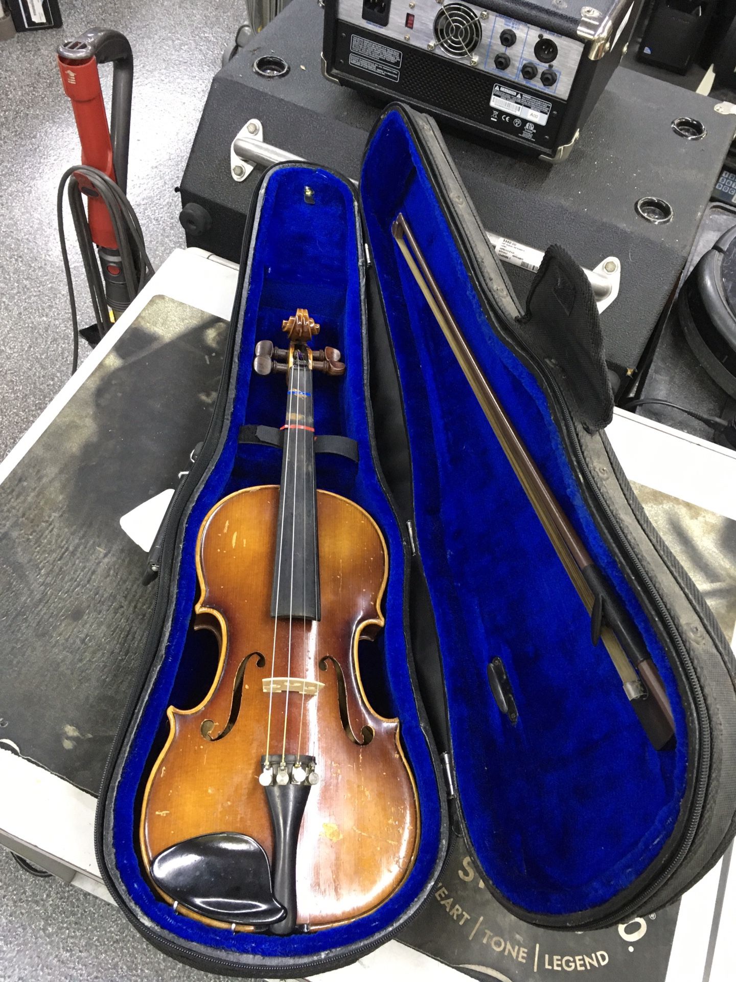 E.R. Phfretzschner Violin