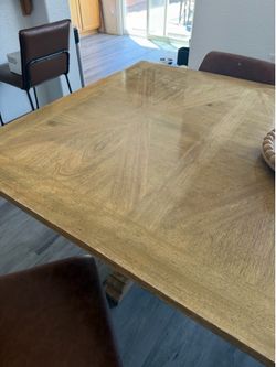 Dinning table