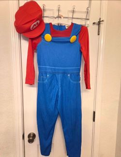 Kids Halloween costume Mario