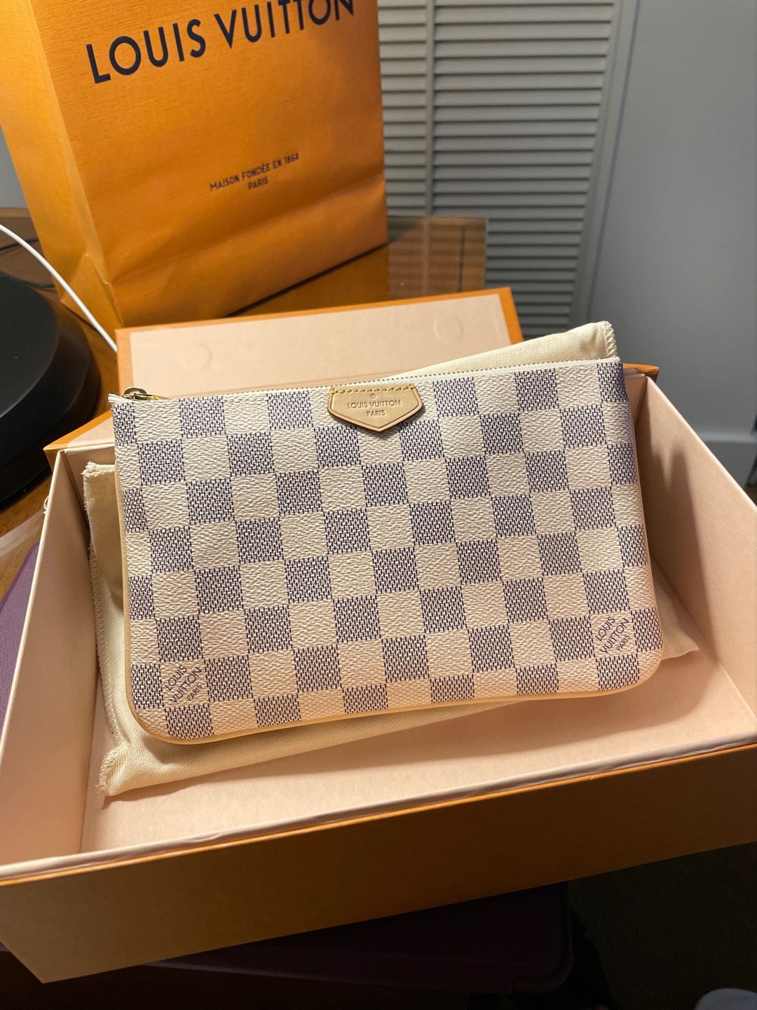 NEW Louis Vuitton Pochette