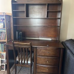 Desk With 3 Drawers