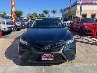 2019 TOYOTA CAMRY SE 