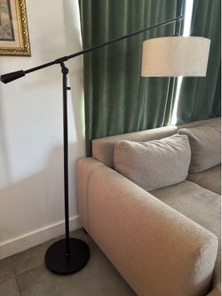 Floor lamp