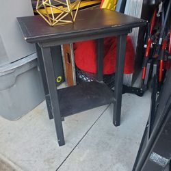 Black stand great to refurbish too!