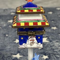 Kelvin Chen Miniature Birdhouse winter themed Keepsake Box 2000 no.103