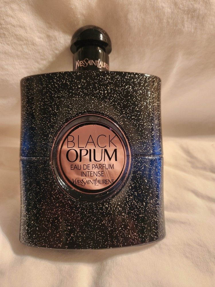Black Opium Yves Saint Laurent (YSL)