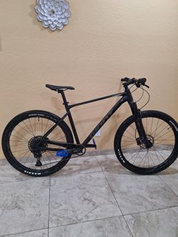 GIANT XTC 29 ER MOUNTAIN BIKE 1 X 12 SPEED SETUP TUBELESS AIR SHOCK CREST LOCKOUT ( CHECK MY OTHER BIKES)