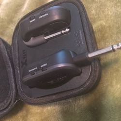  Xvive A58 Wireless Guitar System