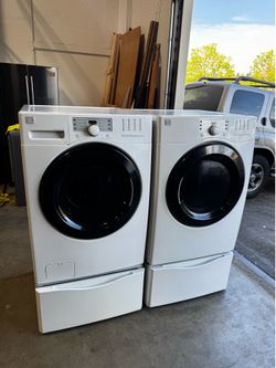 Kenmore washer dryer on pedestal