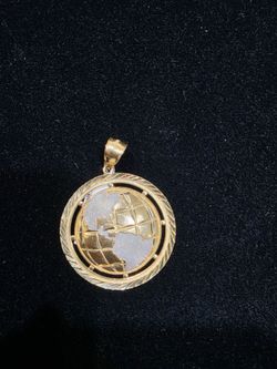 Earth Pendant 14KT