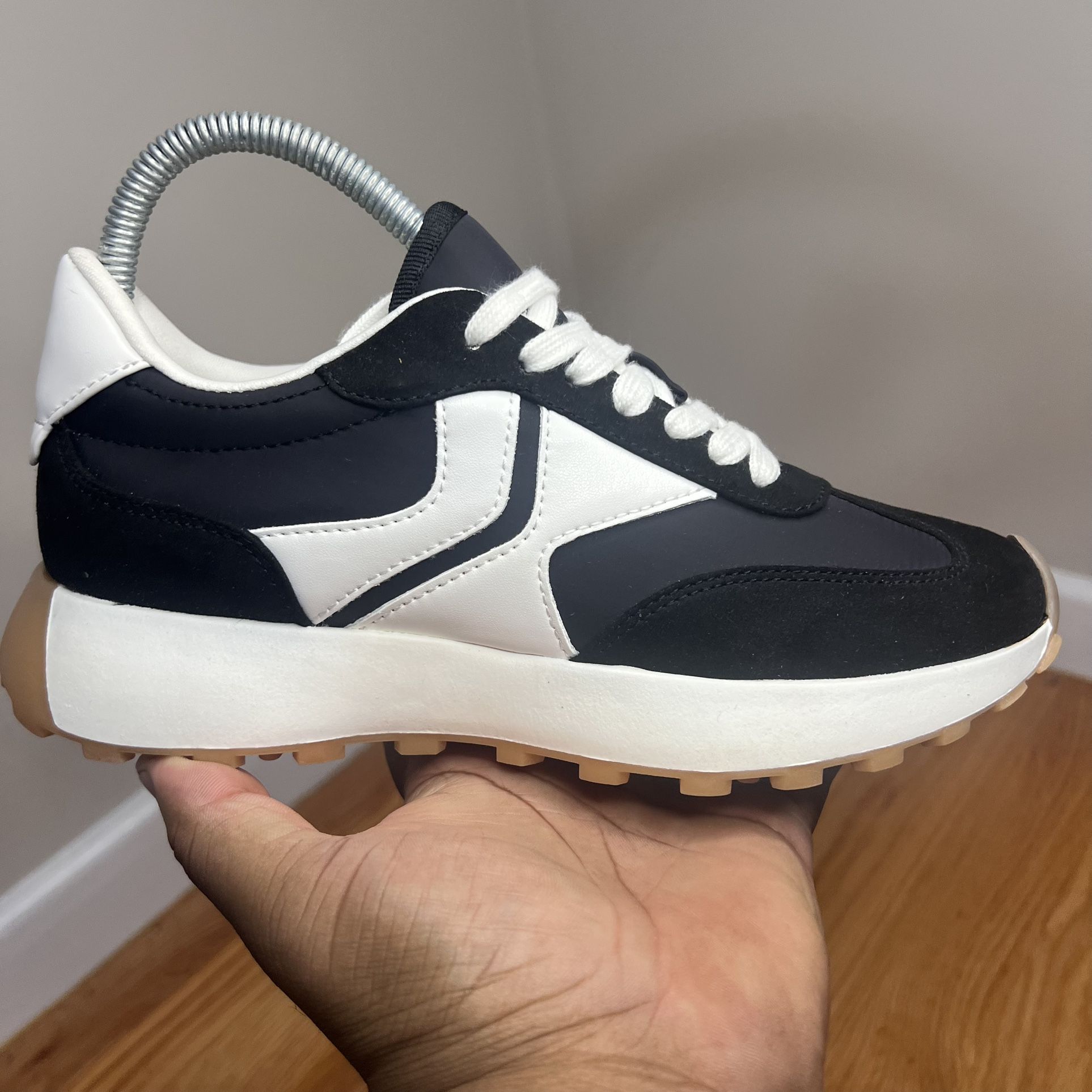 Steve Madden kendrick  Joggers Size 7W
