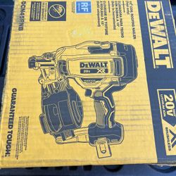 DEWALT 20V MAX 15-Degree Electric Cordless Roofing Nailer (Tool Only