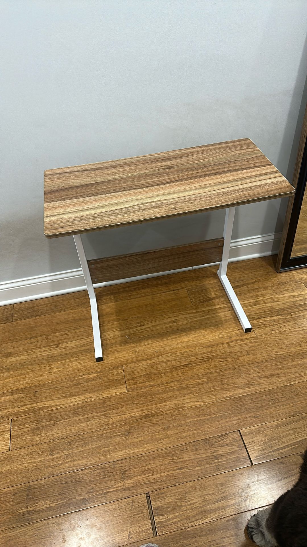 Adjustable Oaks 32 In desk
