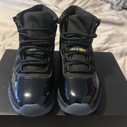 Brand New never been worn Jordan 11 Gamma size 10.5