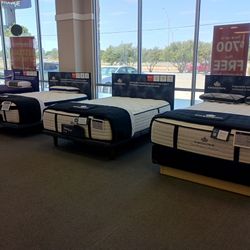 Mattresses Firm N Loop 250 W