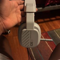 Astro A10 Headset Ps5/xbox/Pc Compatible 
