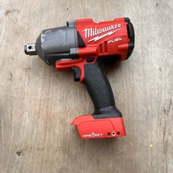 📌Milwaukee M18 FUEL ONE-KEY 18V Lithium-Ion Brushless Cordless 3/4 in. Impact Wrench with Friction Ring (Tool-Only)👉$ PRECIO FIRME NO MENOS👉$240