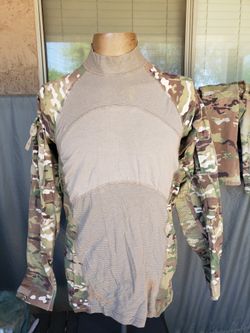 Army Military Flame Resistant Multicam Combat Shirt Size Small