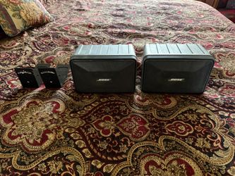 Bose Model 101 Wall mounted indoor/Outdoor Speakers