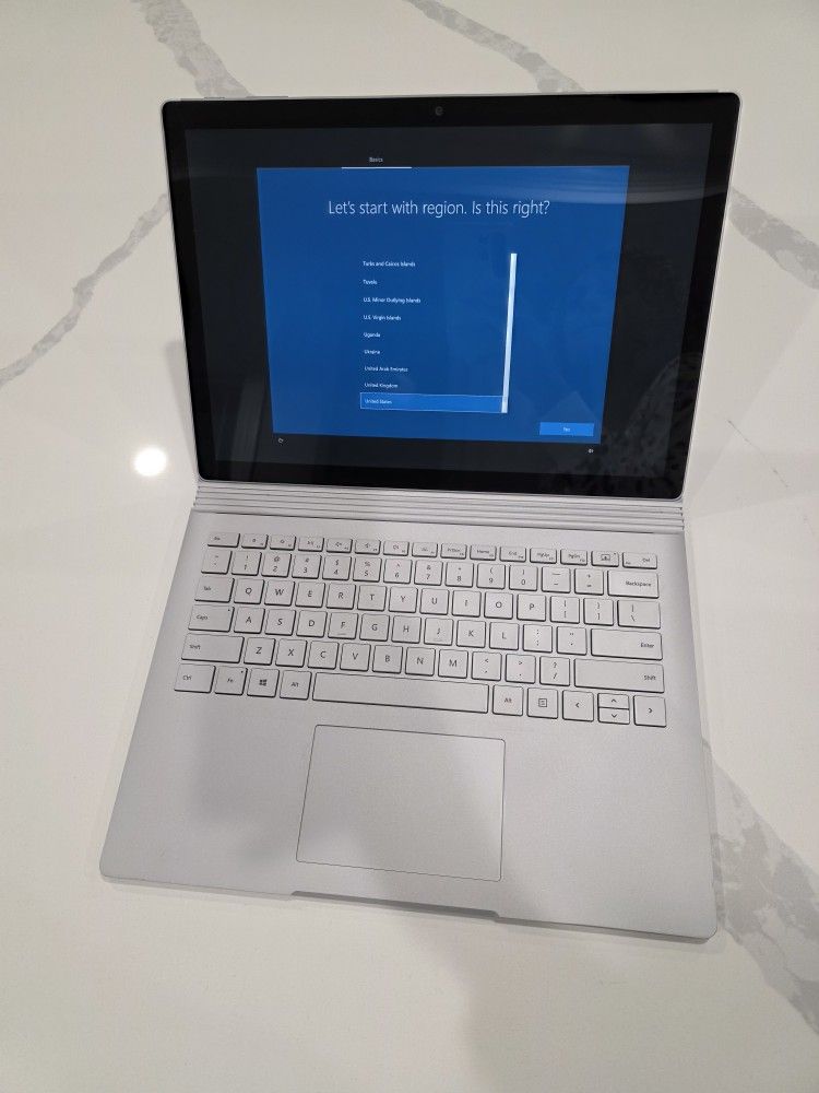 Microsoft Surface Book 2 512GB i7 16GB Laptop And Tablet 2 in 1