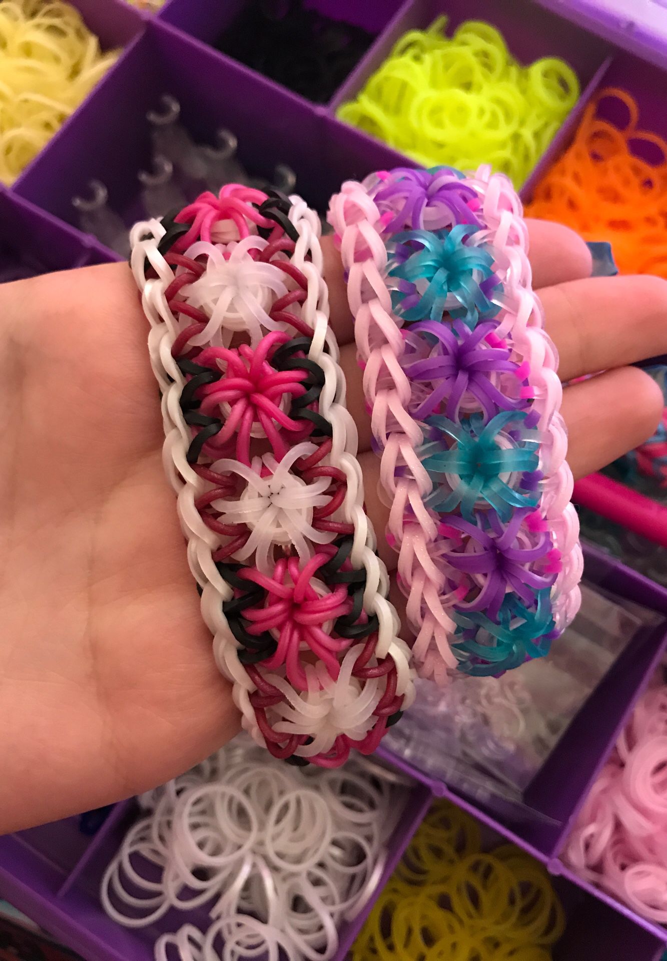 Rainbow Loom Rubber Bracelet Kit for Sale in Miami, FL - OfferUp