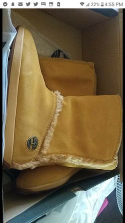 Womens timberland mukluk pull on fur boots (wheat)