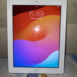 iPad Gen 2 16GB 9’